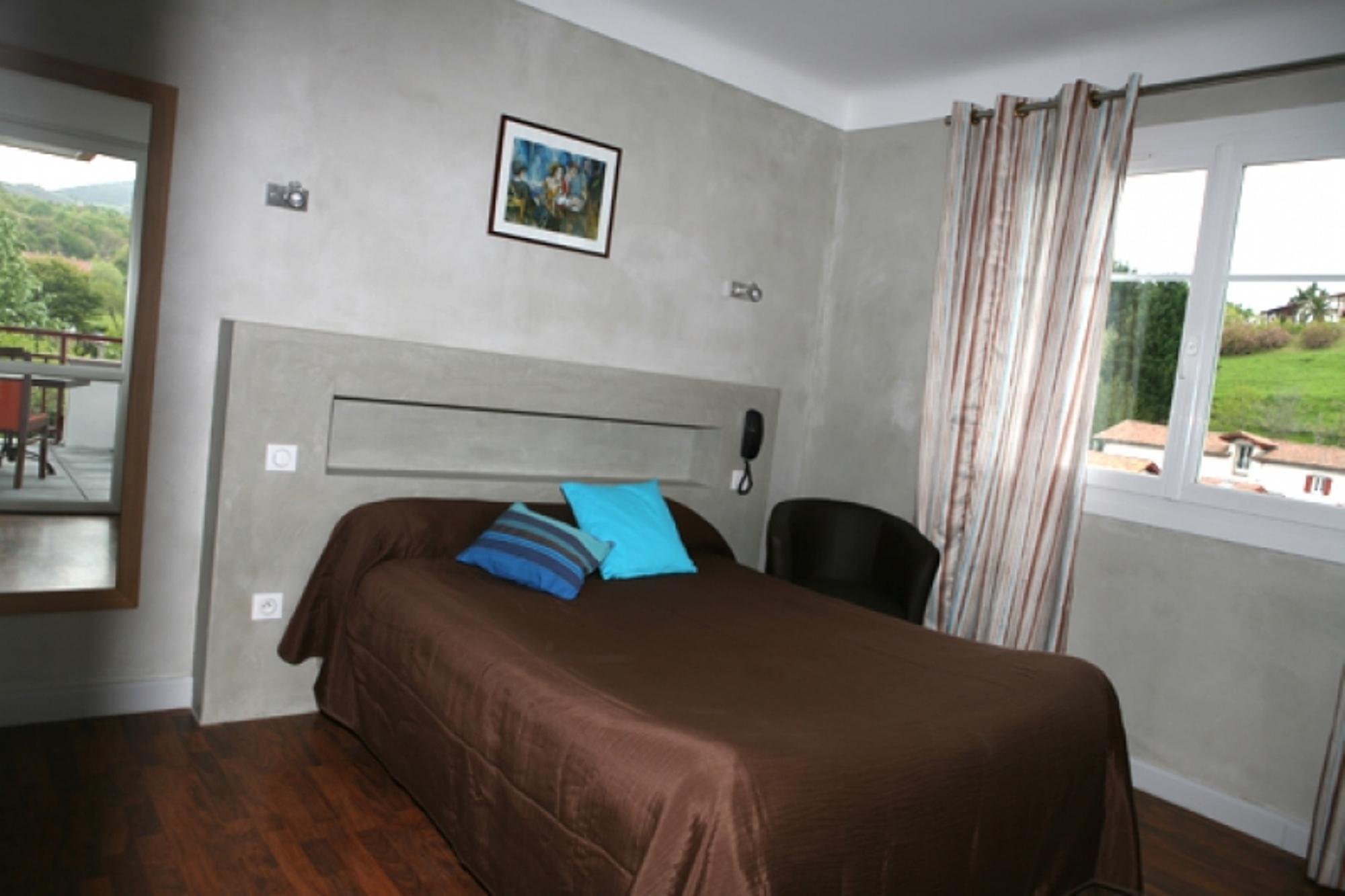 Logis Hotel Ur-Hegian Aïnhoa Екстериор снимка