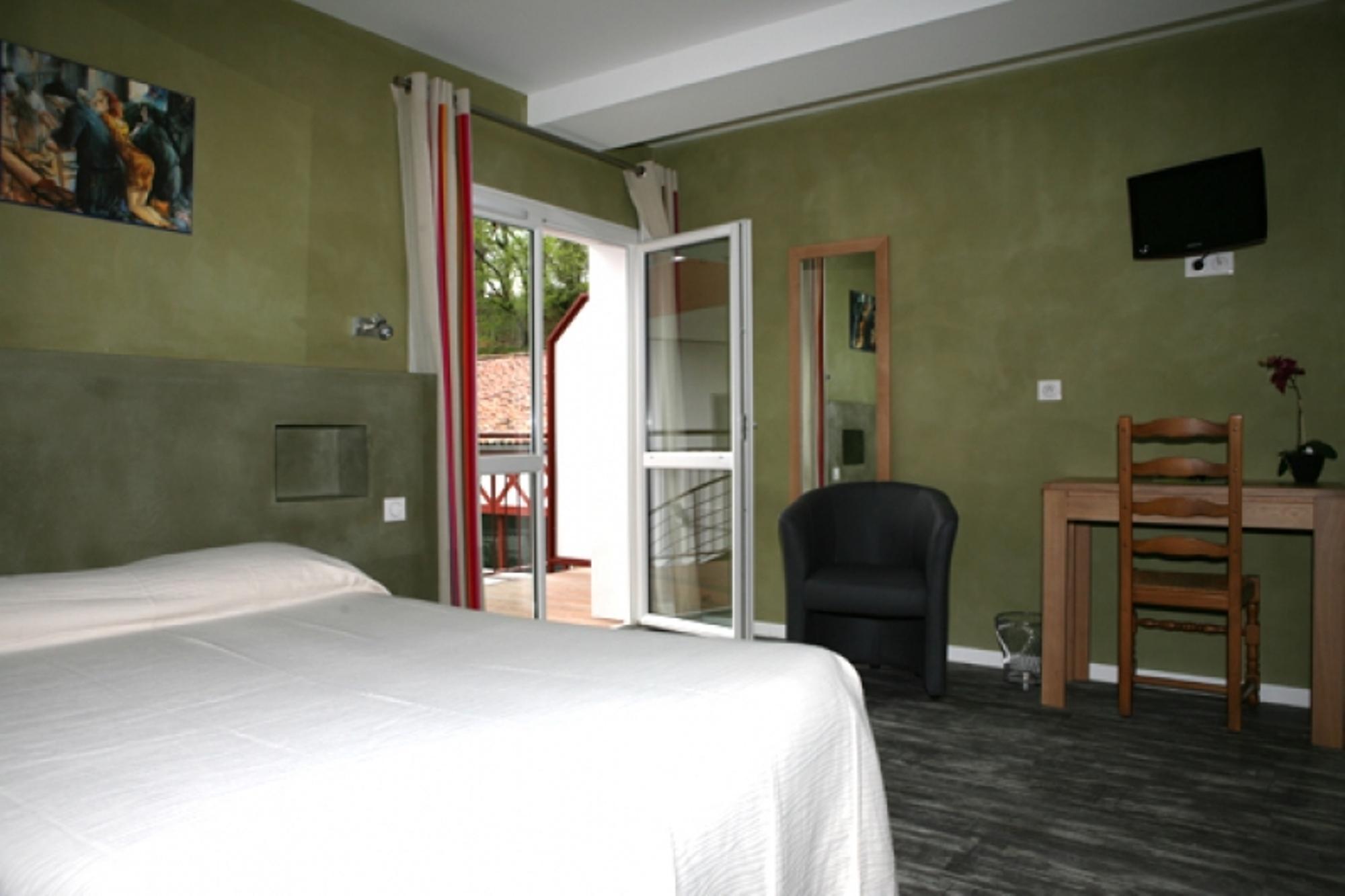 Logis Hotel Ur-Hegian Aïnhoa Екстериор снимка