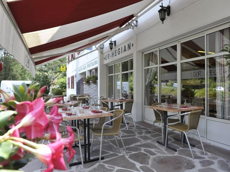 Logis Hotel Ur-Hegian Aïnhoa Екстериор снимка