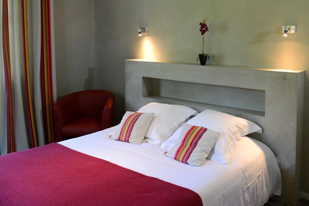 Logis Hotel Ur-Hegian Aïnhoa Екстериор снимка