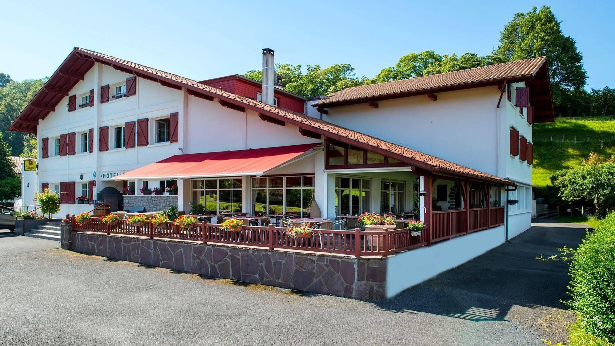 Logis Hotel Ur-Hegian Aïnhoa Екстериор снимка